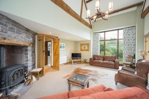 Sitting Room- click for photo gallery